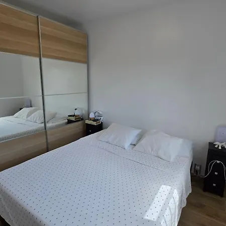 Paradise Lloret Гостьовий будинок Льорет-де-Мар